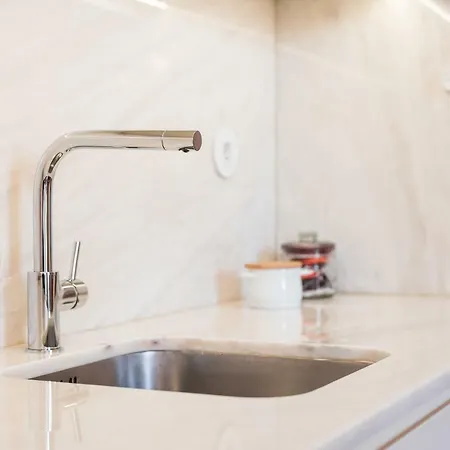 Guestready - Almada Vellichor *